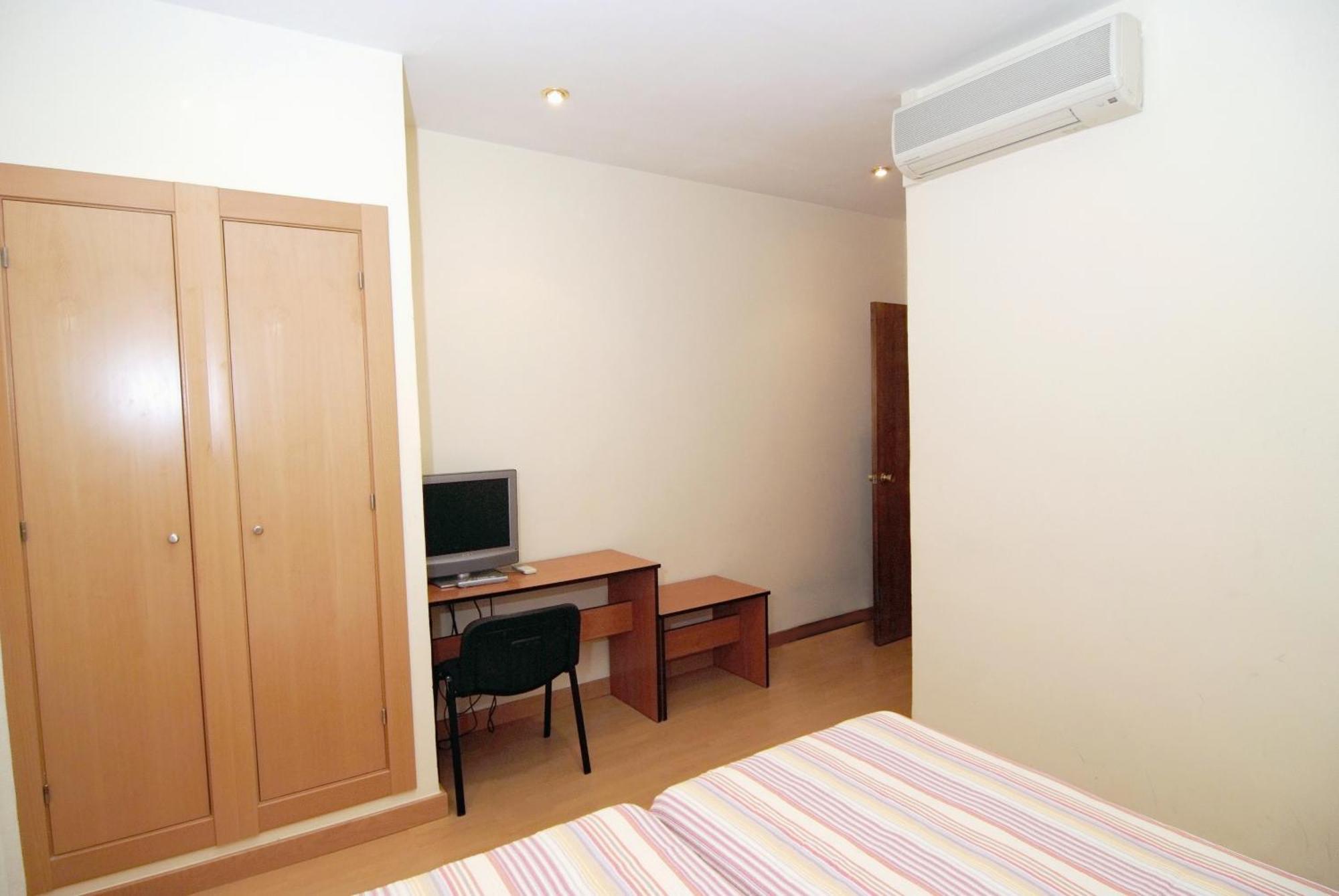 Hostal Cataluna Zaragoza Dış mekan fotoğraf